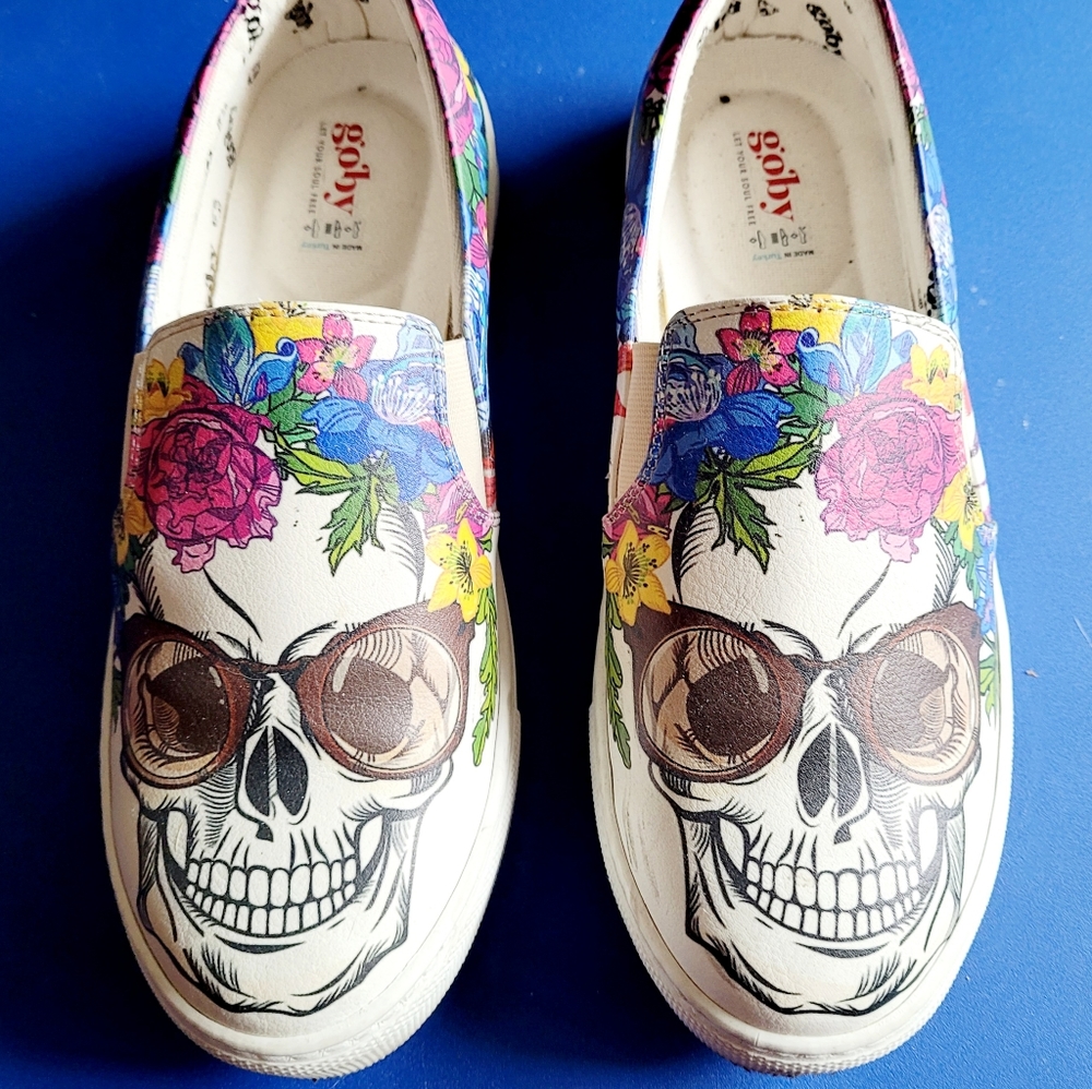 Goby Brand sneaker slip ons